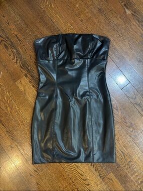 Forever 21 Black Strapless Faux Leather Bodycon Dress